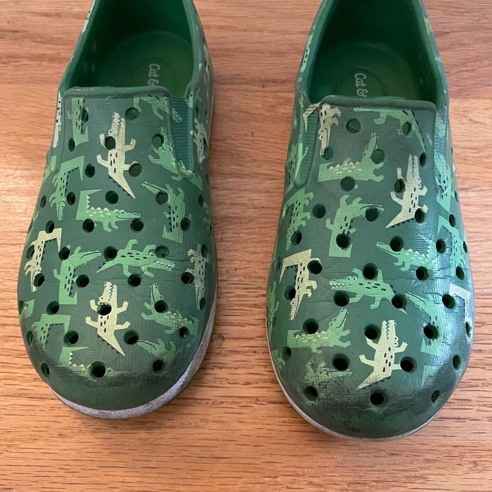 PC Cat & Jack Jese Slip-On Apparel Water Shoes sz 10C